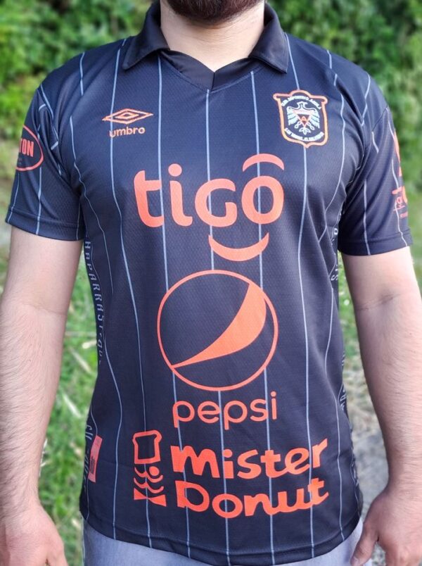 Segundo equipamiento del Aguila 2022-2023