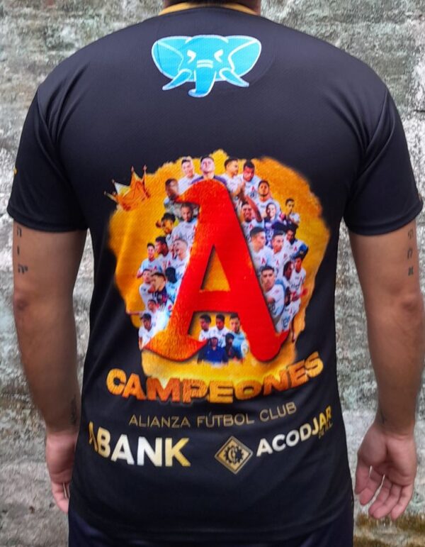 Camisa Negra de Alianza F.C. campeón 2021-2022
