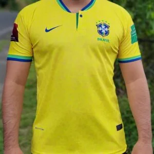 Primer equipamiento de Brasil Qatar 2022