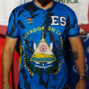 Camisa de El Salvador con Escudo 2023