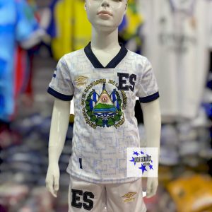 Traje Infantil de El Salvador Visita 2023 Con escudo