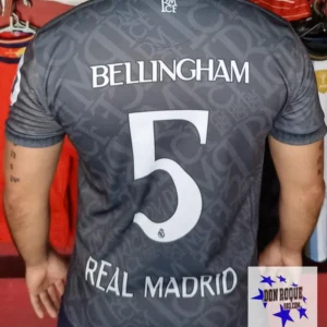 Segundo Equipamiento del Madrid 2024-2025 Dorsal 5
