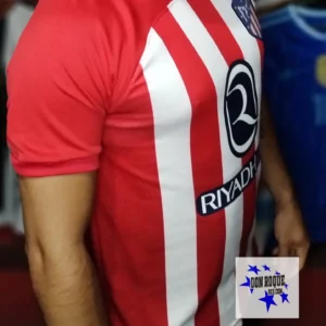 Primer equipamiento del Atletico de Madrid