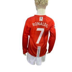481077725_122167261238291390_4444284248238408707_n Traje retro Manchester United 2008 CR7