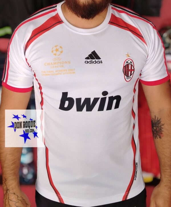 Camiseta retro del Milán 2007 Kaká